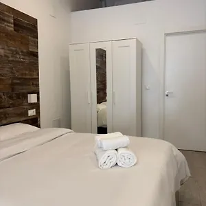 Apartament Hermoso Piso A 3 Min De La Estacion De Bus Y Tren Ave, Malaga